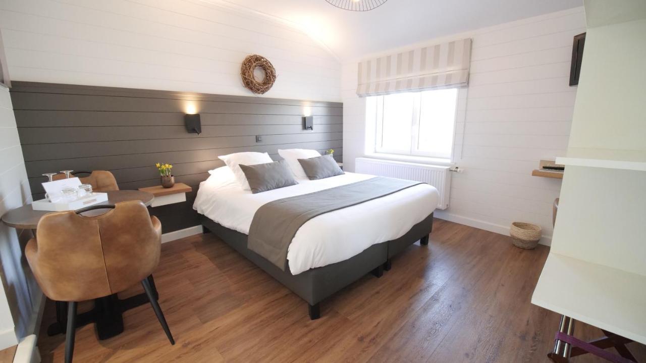 Auberge La Hutte Lurette Paliseul Bagian luar foto